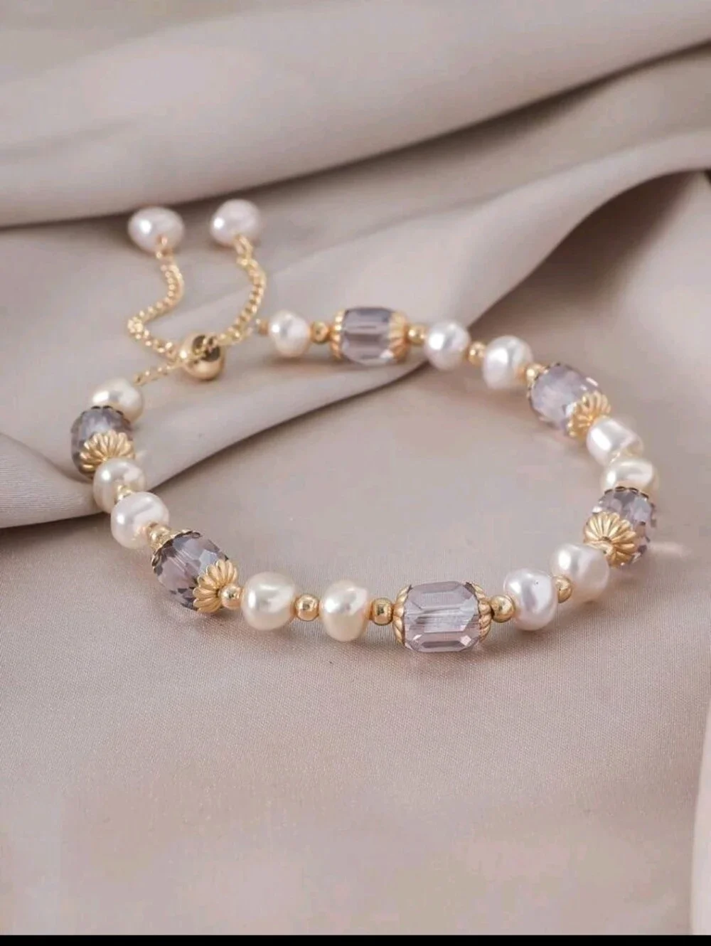 BRAND NEW ** Elegant Gold Pearl Bracelet with Lavender Crystal Accents